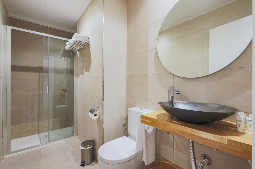 Apartamentos Magna Sevilla — Hotel rooms in Seville, Andalusia