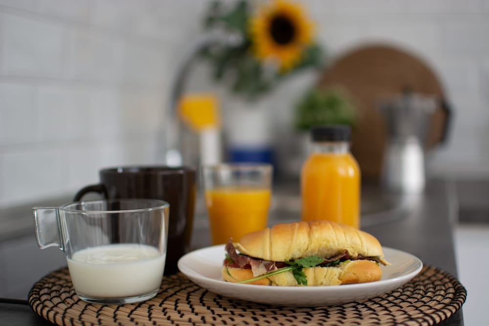 Apartamentos Magna Sevilla — Restaurant & bars in Seville, Andalusia