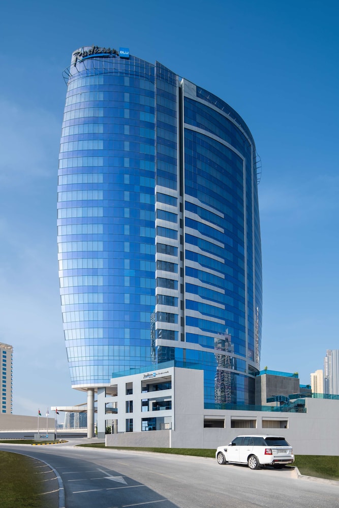 Radisson Blu Hotel, Dubai Canal View - zdjęcie 4