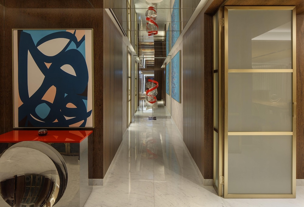 Andaz Dubai the Palm, by Hyatt — Hotel building in Dubai