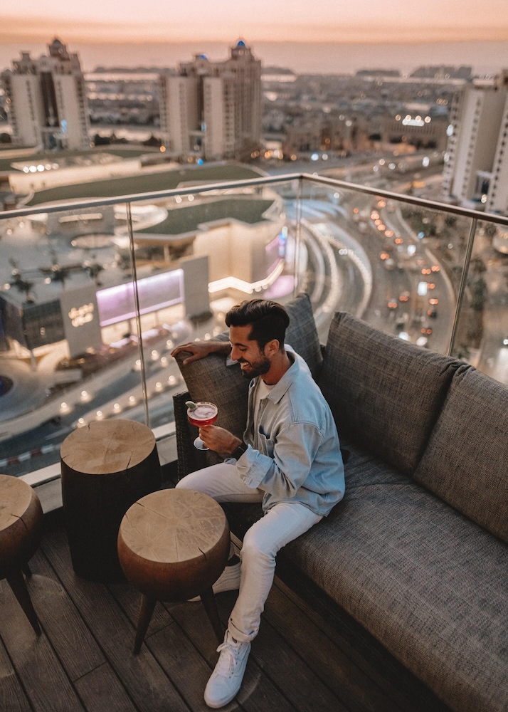 Andaz Dubai the Palm, by Hyatt — Restaurant & bars in Dubai