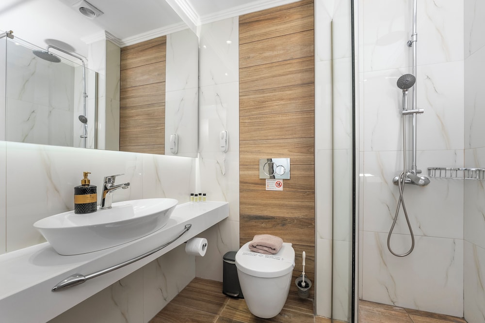 Marvel Deluxe Rooms — Hotel rooms in Heraklion