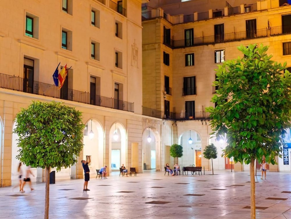 Casa Alberola Alicante, Curio Collection by Hilton - zdjęcie 4