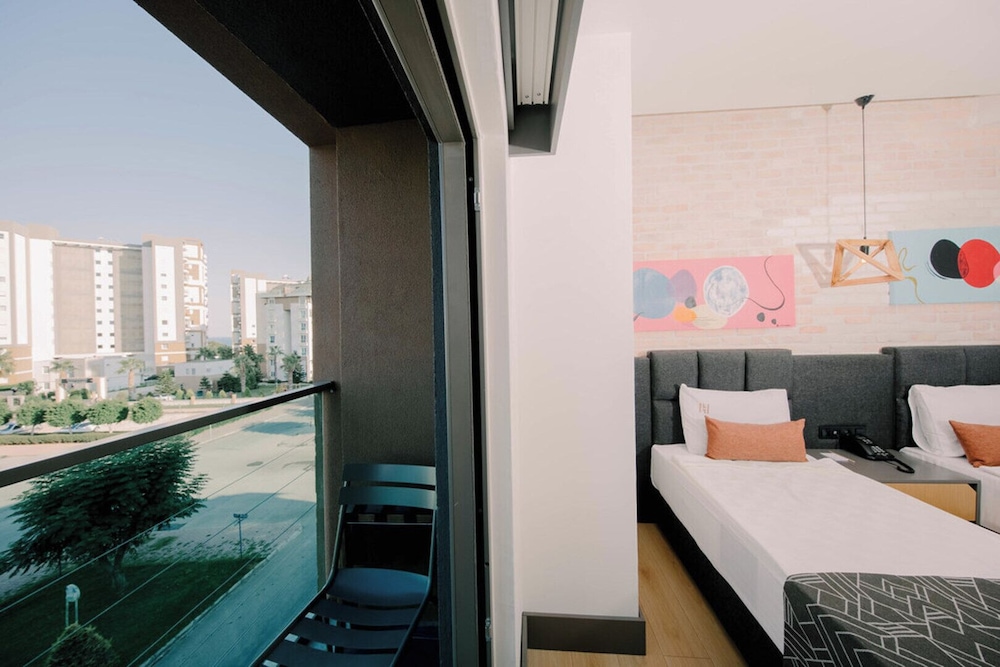 Laren Sea Sıde Hotel & Spa — Hotel rooms in Antalya