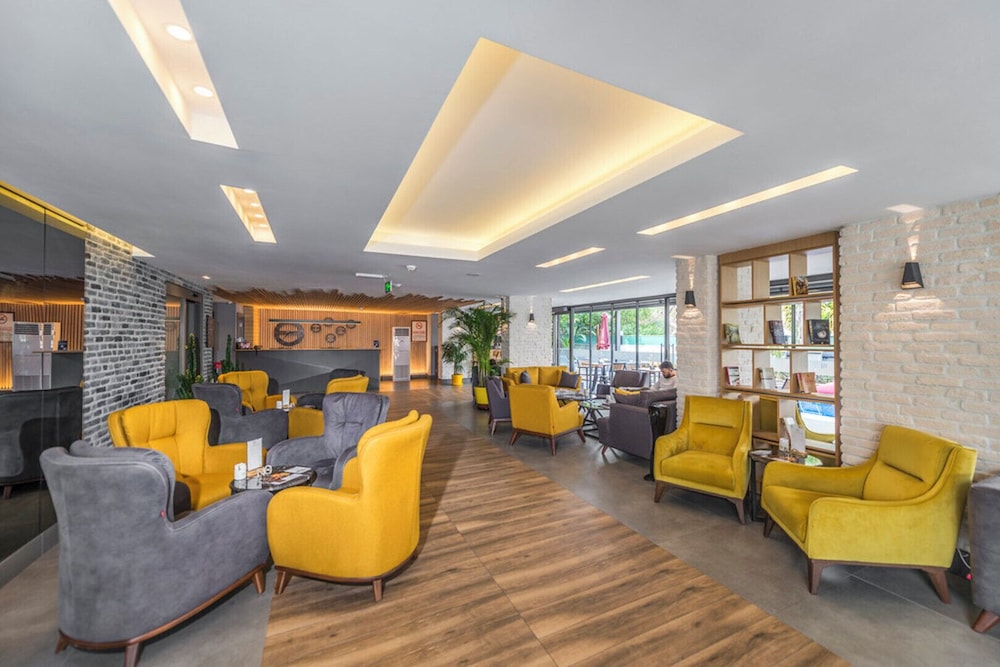 Laren Sea Sıde Hotel & Spa — Hotel building in Antalya