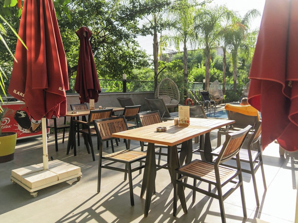 Laren Sea Sıde Hotel & Spa — Restaurant & bars in Antalya
