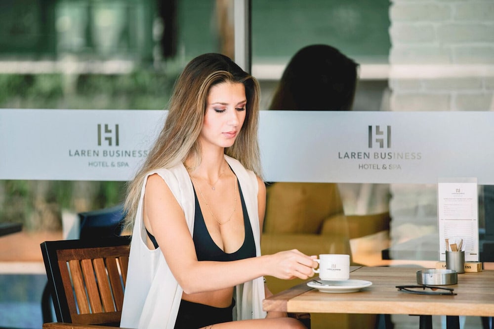 Laren Sea Sıde Hotel & Spa — Restaurant & bars in Antalya