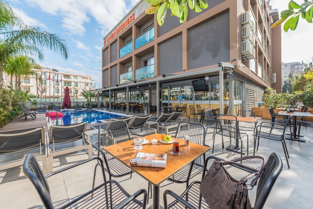Laren Sea Sıde Hotel & Spa — Restaurant & bars in Antalya