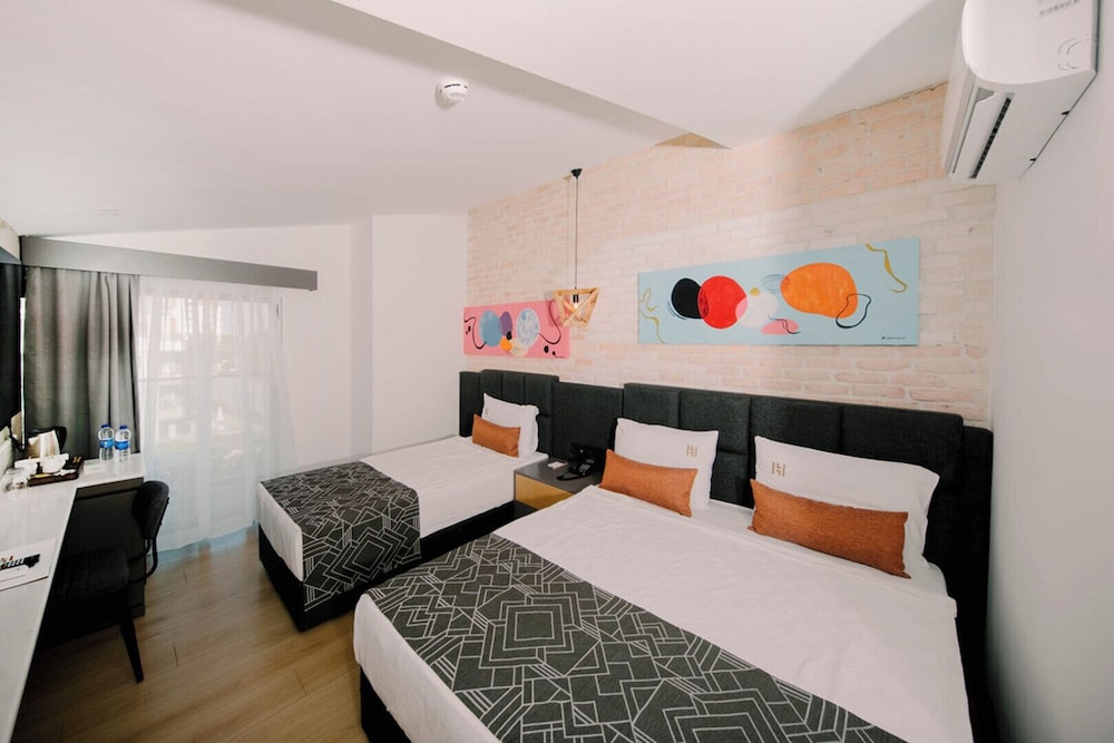 Laren Sea Sıde Hotel & Spa — Hotel rooms in Antalya