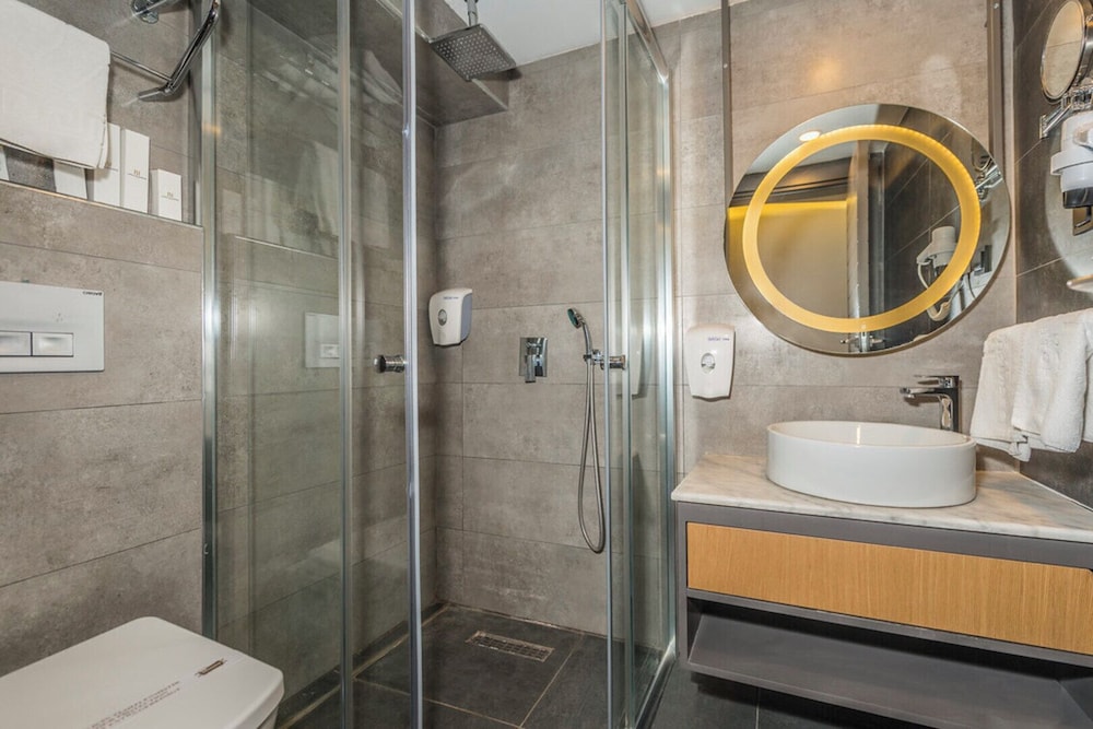 Laren Sea Sıde Hotel & Spa — Hotel rooms in Antalya