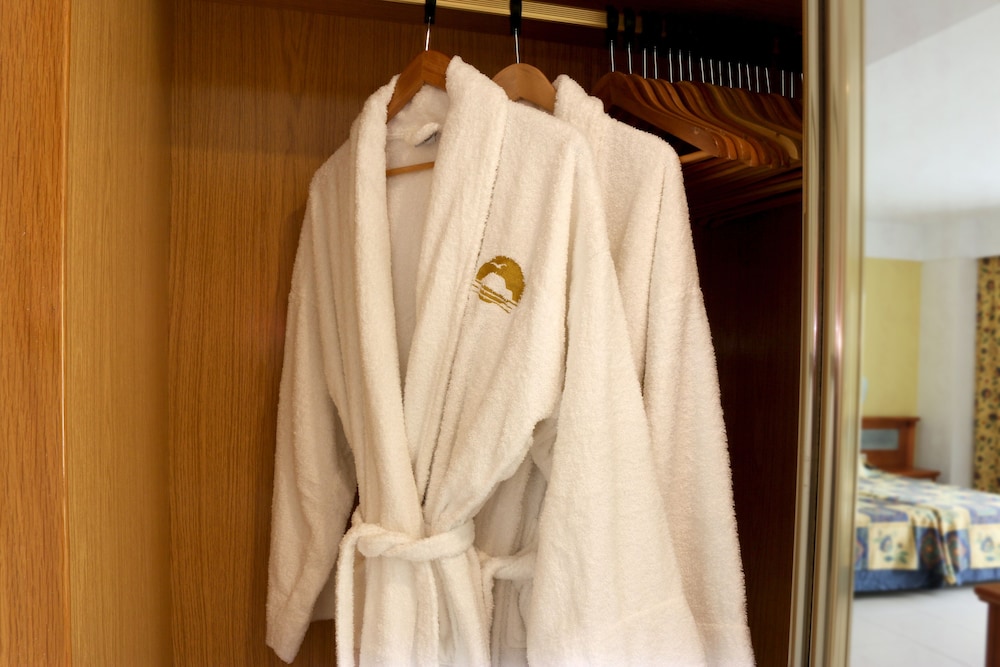 Hotel Rocamarina - Adults Only — Hotel rooms in Cala d´Or, Balearic Islands