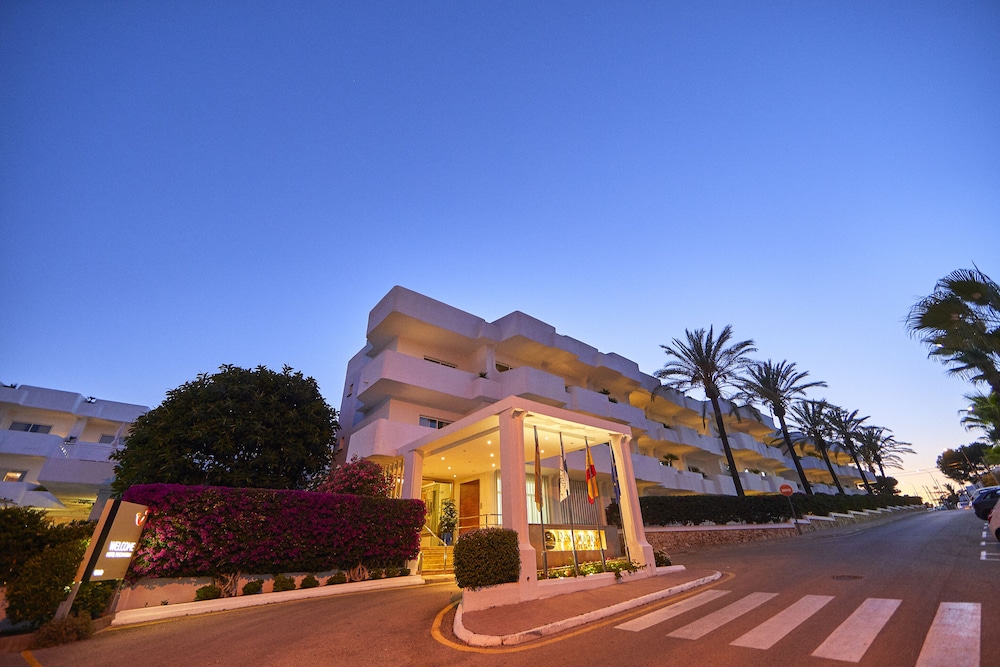 Hotel Rocamarina - Adults Only — Hotel building in Cala d´Or, Balearic Islands