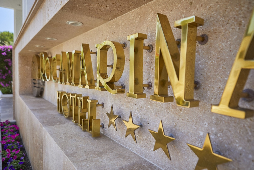 Hotel Rocamarina - Adults Only — Hotel building in Cala d´Or, Balearic Islands