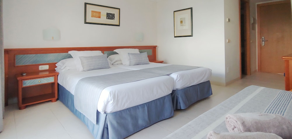 Hotel Rocamarina - Adults Only — Hotel rooms in Cala d´Or, Balearic Islands