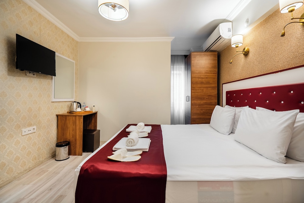 Cihangir Palace — Hotel rooms in Istanbul, Istanbul