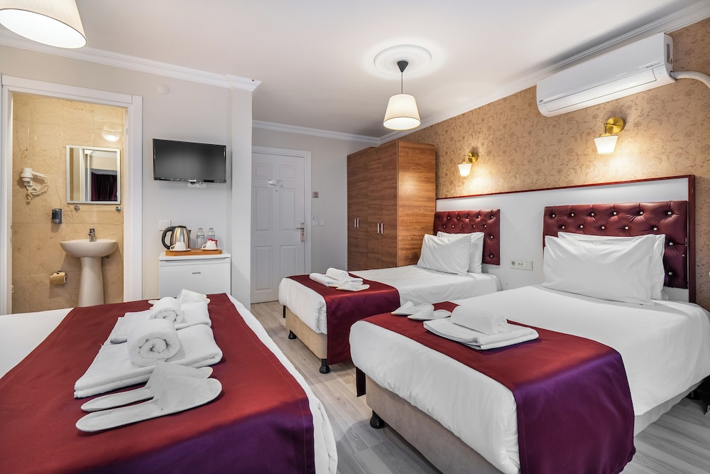 Cihangir Palace — Hotel rooms in Istanbul, Istanbul