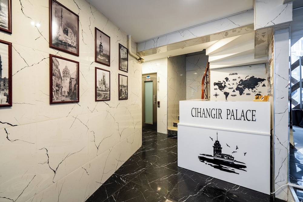 Cihangir Palace — Hotel building in Istanbul, Istanbul