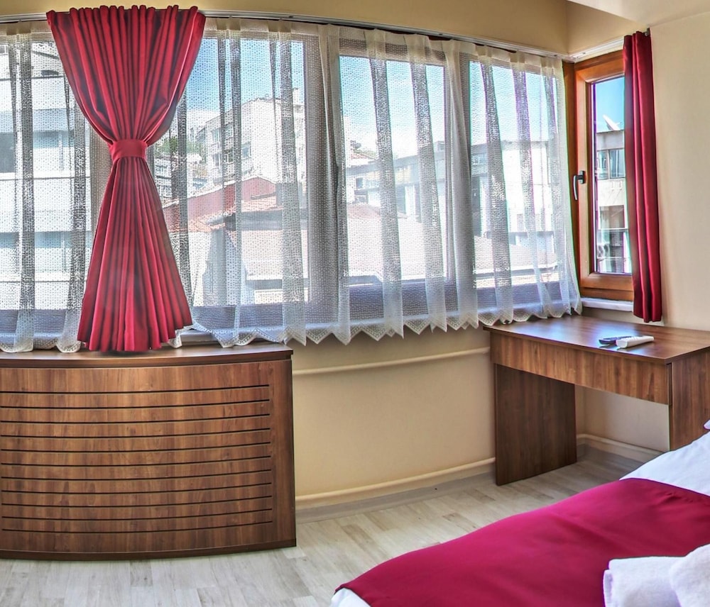Cihangir Palace — Hotel rooms in Istanbul, Istanbul