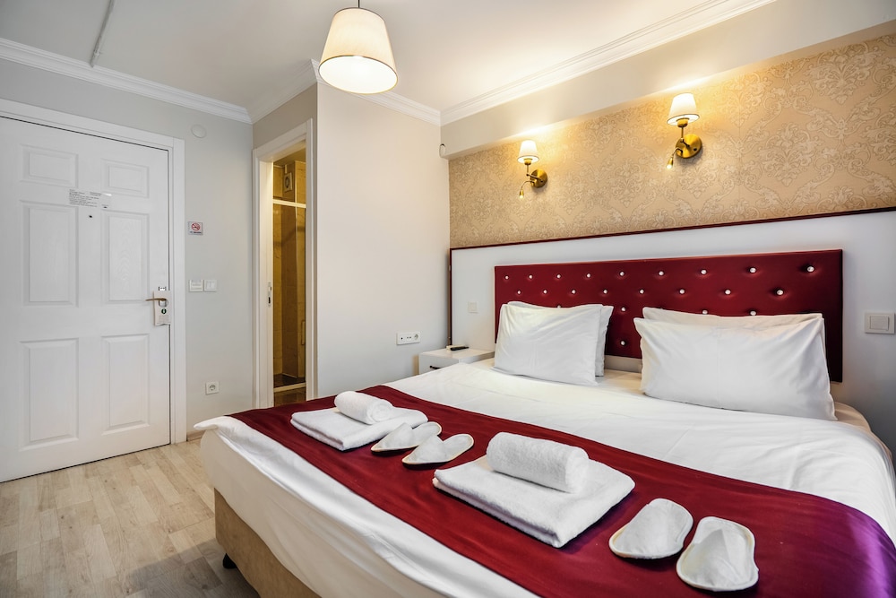 Cihangir Palace — Hotel rooms in Istanbul, Istanbul