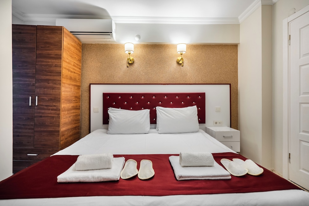 Cihangir Palace — Hotel rooms in Istanbul, Istanbul