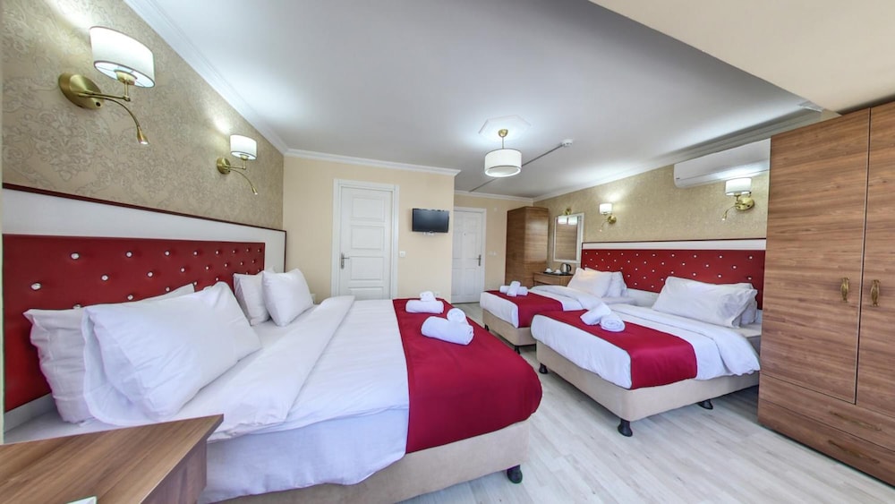 Cihangir Palace — Hotel rooms in Istanbul, Istanbul