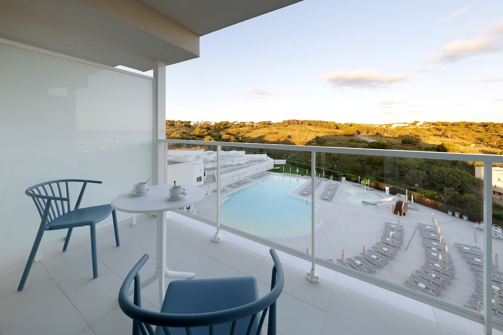 Palladium Hotel Menorca — Swimming pool in Arenal d'en Castell, Balearic Islands