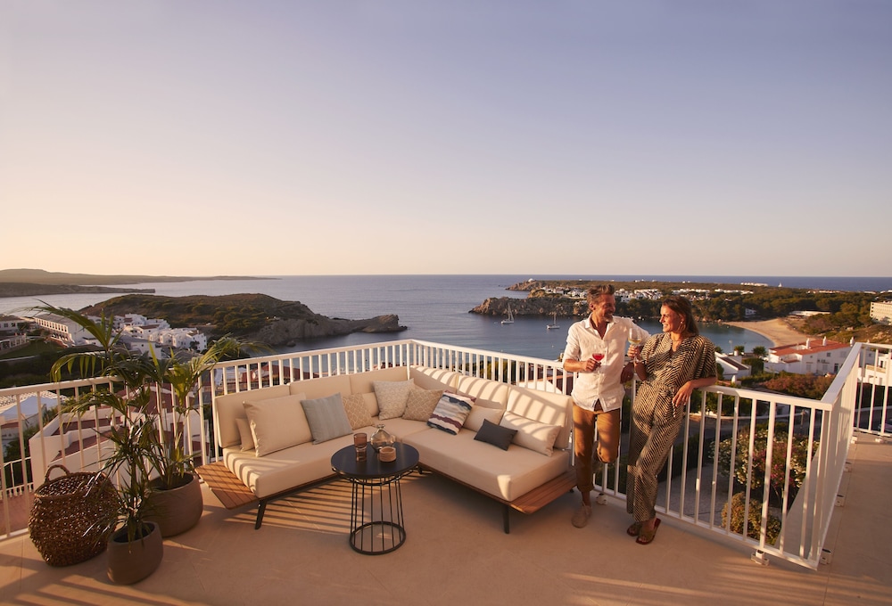 Palladium Hotel Menorca — Hotel rooms in Arenal d'en Castell, Balearic Islands
