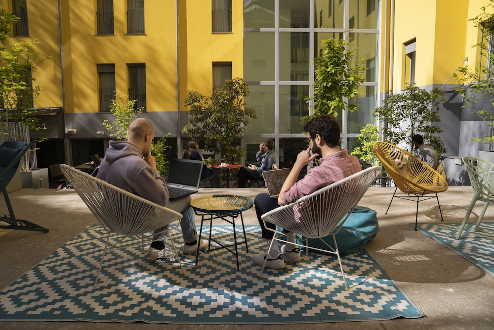 21 House of Stories Città Studi — Hotel building in Milan, Lombardy