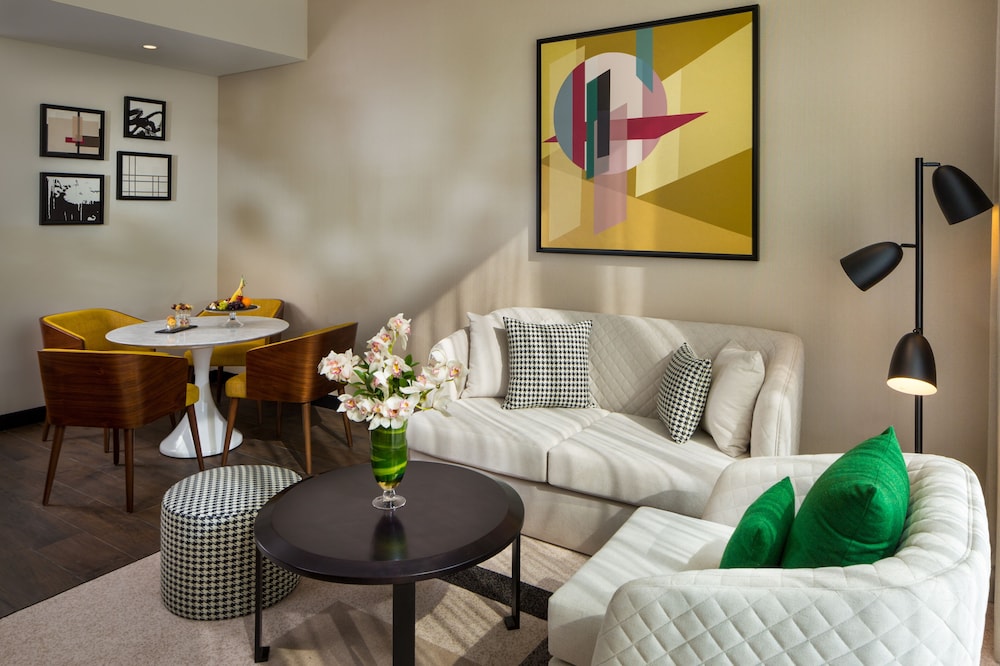 Millennium AL Barsha — Hotel rooms in Dubai