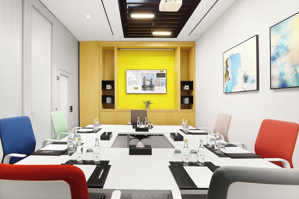 Millennium AL Barsha — Hotel building in Dubai