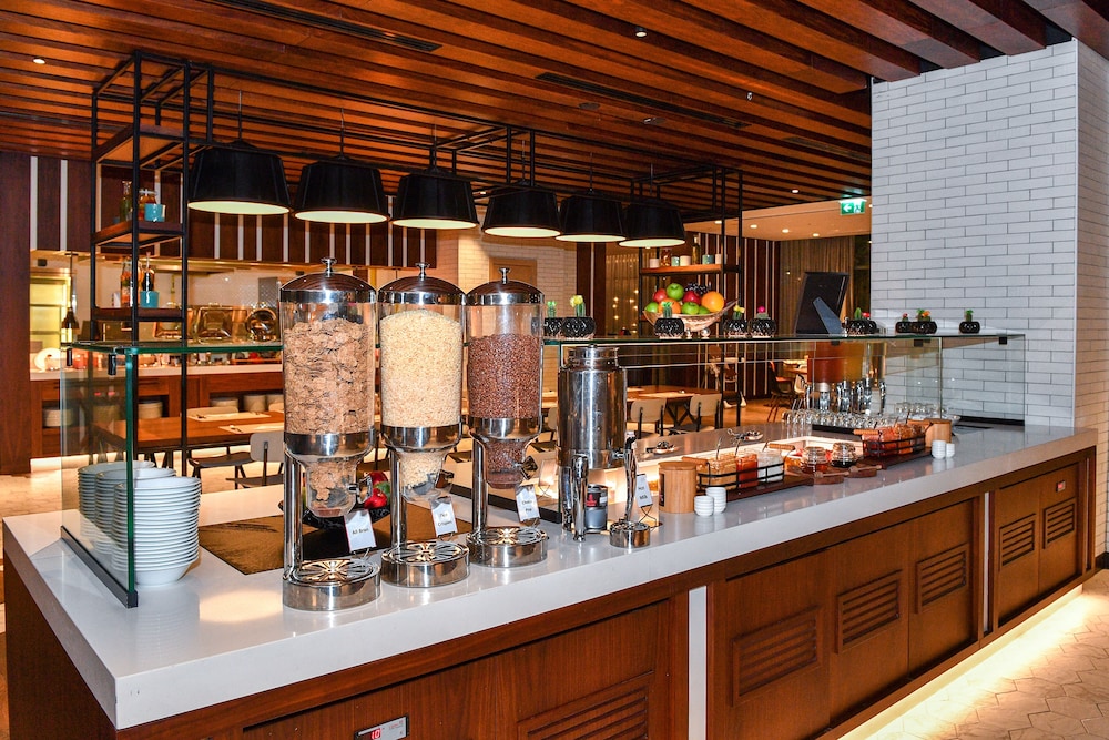 Millennium AL Barsha — Restaurant & bars in Dubai