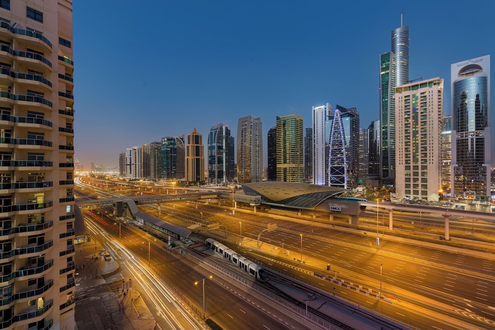 Millennium Place Marina — Attractions in the area in Dubai