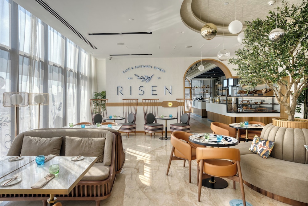 Millennium Place Marina — Restaurant & bars in Dubai