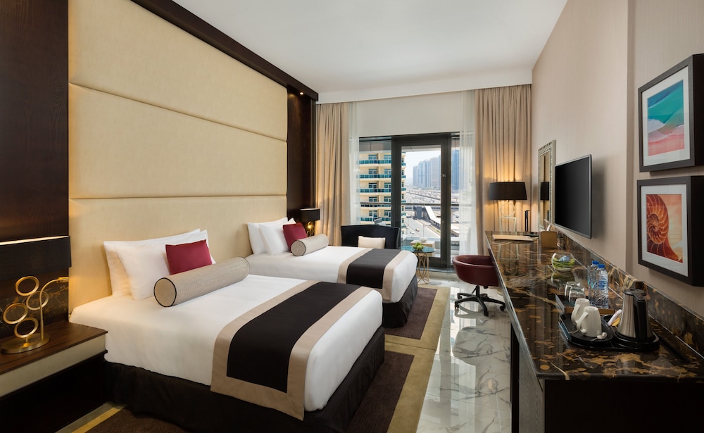Millennium Place Marina — Hotel rooms in Dubai