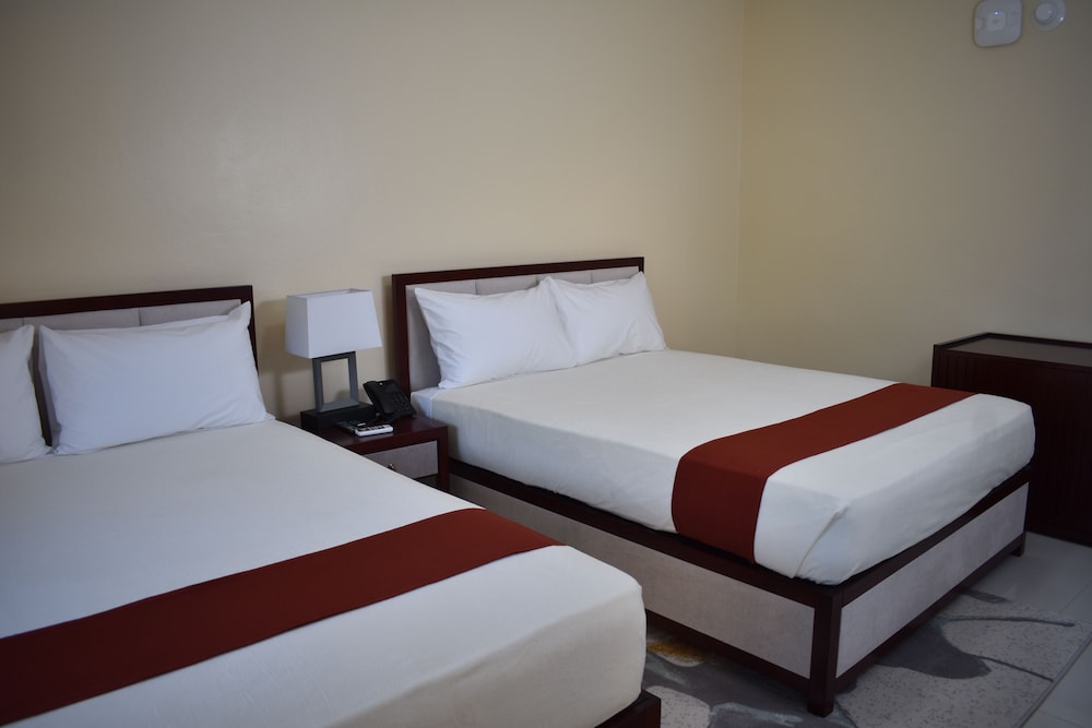 Hotel Grand A View — Hotel rooms in Montego Bay