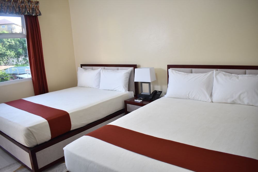 Hotel Grand A View — Hotel rooms in Montego Bay