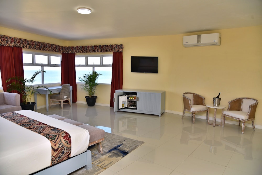 Hotel Grand A View — Hotel rooms in Montego Bay