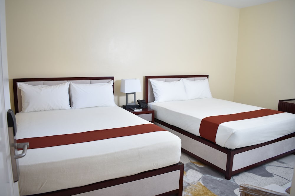 Hotel Grand A View — Hotel rooms in Montego Bay