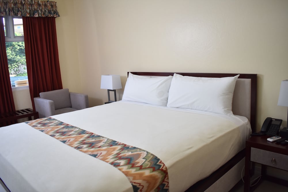 Hotel Grand A View — Hotel rooms in Montego Bay
