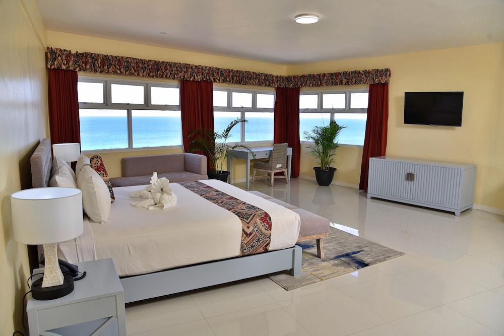 Hotel Grand A View — Hotel rooms in Montego Bay