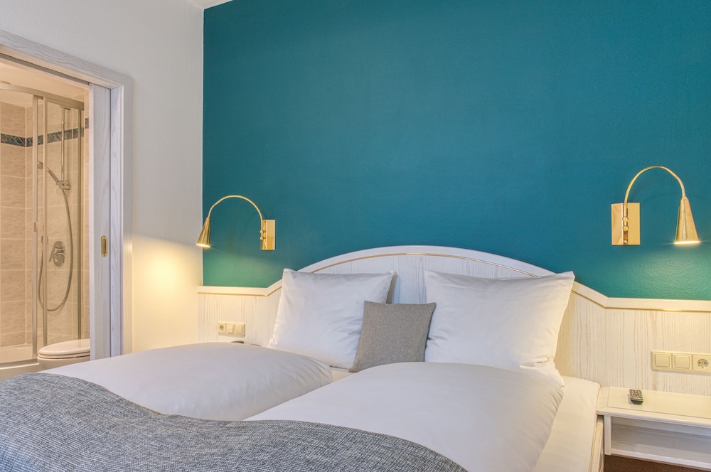 Sautter Hotel Stuttgart City — Hotel rooms in Stuttgart, Baden-Wurttemberg