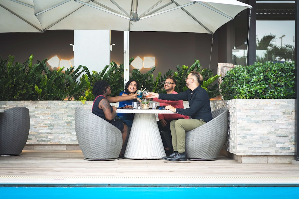 Hyatt Place Aruba — Restaurant & bars in Oranjestad, Aruba