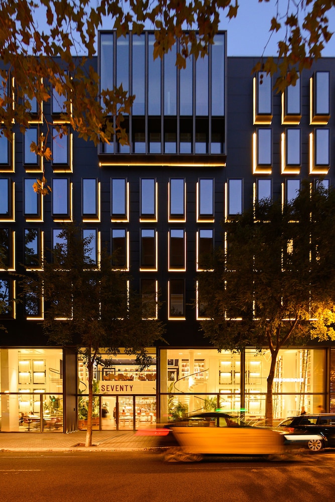Seventy Barcelona - zdjęcie 3