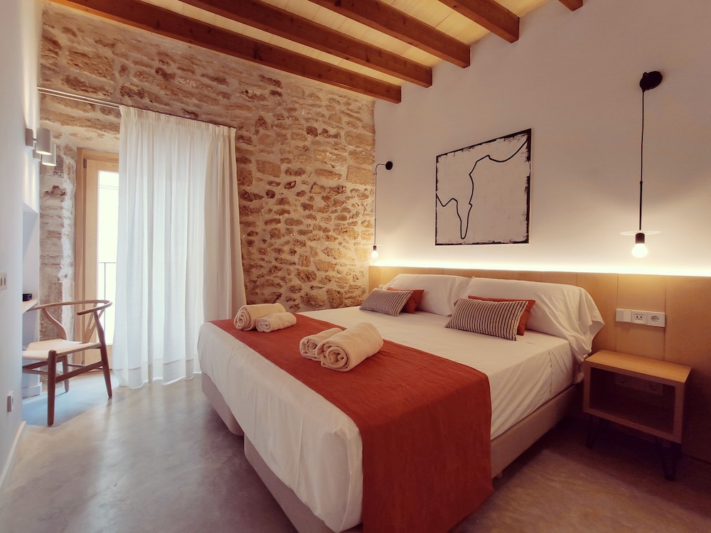 ARA Alcudia Hotel - Adults Only — Hotel rooms in Alcudia, Balearic Islands