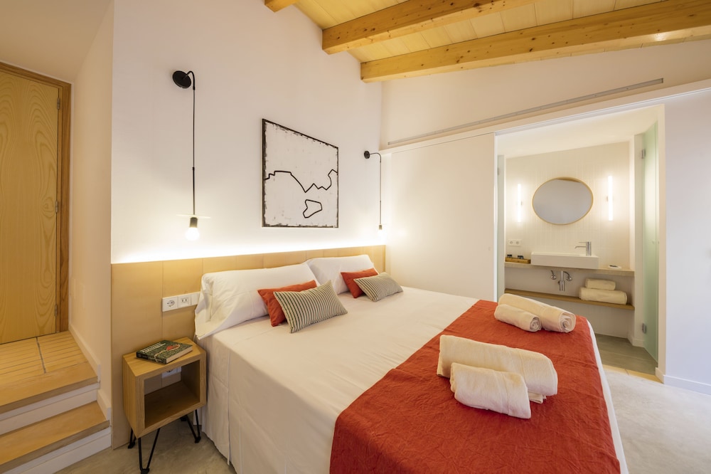 ARA Alcudia Hotel - Adults Only — Hotel rooms in Alcudia, Balearic Islands