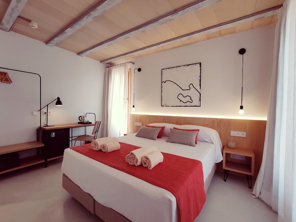 ARA Alcudia Hotel - Adults Only — Hotel rooms in Alcudia, Balearic Islands