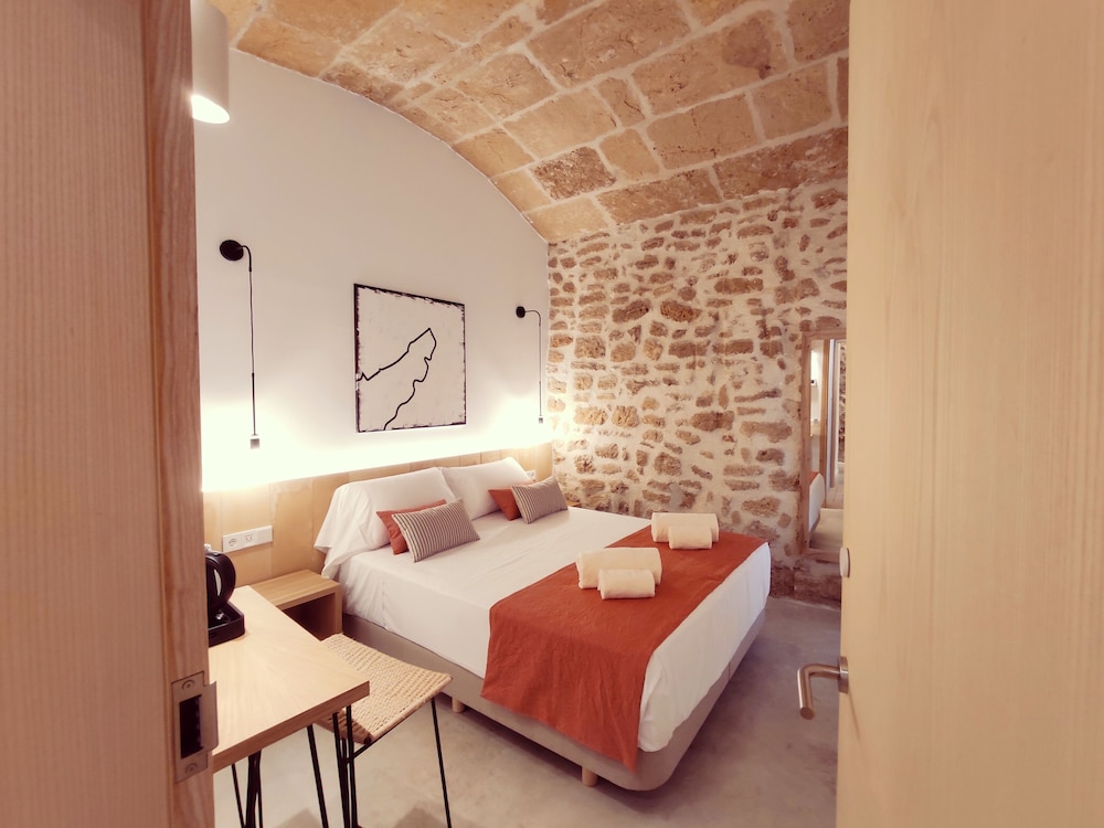 ARA Alcudia Hotel - Adults Only — Hotel rooms in Alcudia, Balearic Islands