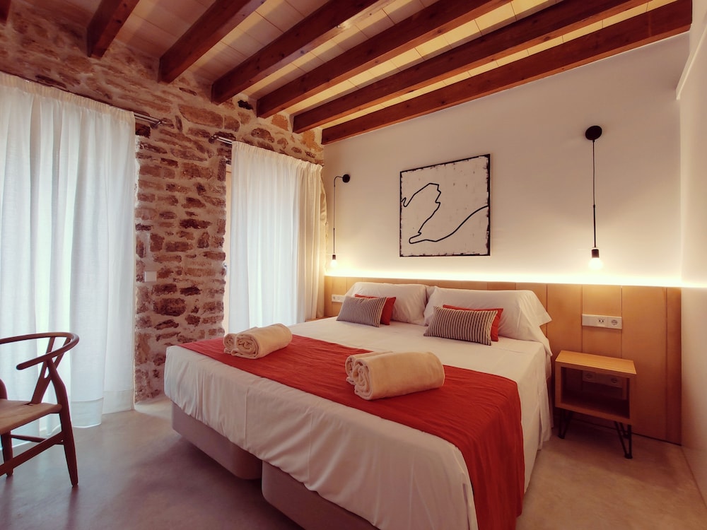 ARA Alcudia Hotel - Adults Only — Hotel rooms in Alcudia, Balearic Islands
