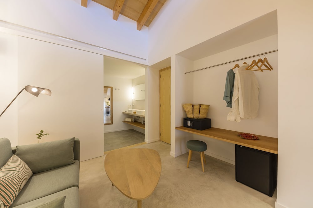 ARA Alcudia Hotel - Adults Only — Hotel rooms in Alcudia, Balearic Islands