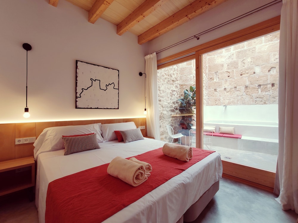 ARA Alcudia Hotel - Adults Only — Hotel rooms in Alcudia, Balearic Islands